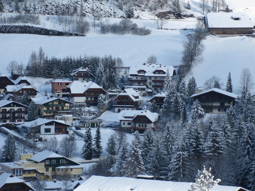 Haralds Ferienwohnungen Bad Kleinkirchheim Rum bild